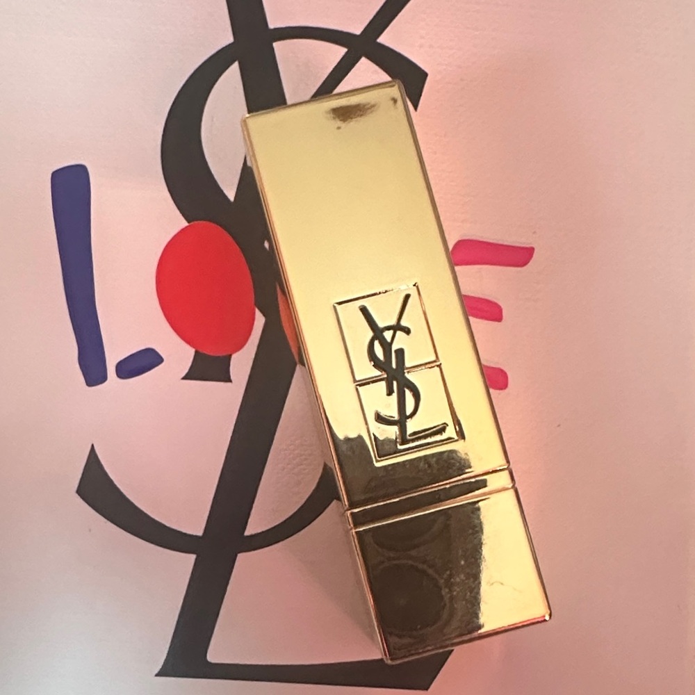 Yves Saint Laurent Beaute 💄Lipstick!